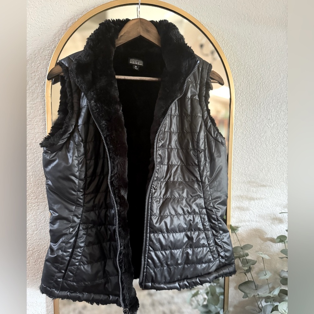 Nicole Miller Fur Lined Reversible Puffer Vest, Size M, Black